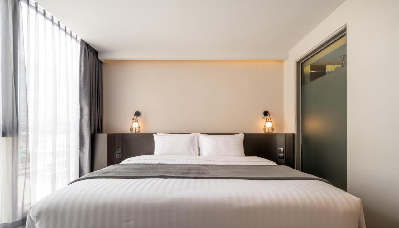 Seekers Finders Rama IV Hotel Surestay Collection By BW Bangkok Zewnętrze zdjęcie
