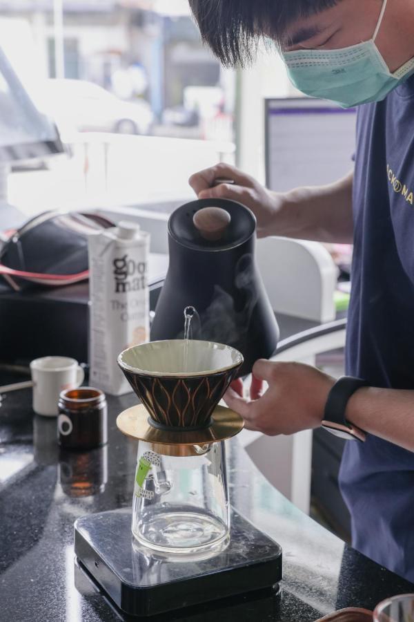 Seekers Finders Rama IV Hotel Surestay Collection By BW Bangkok Zewnętrze zdjęcie