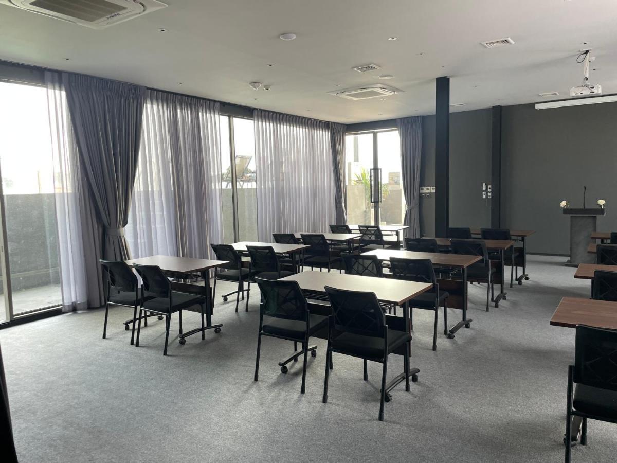 Seekers Finders Rama IV Hotel Surestay Collection By BW Bangkok Zewnętrze zdjęcie