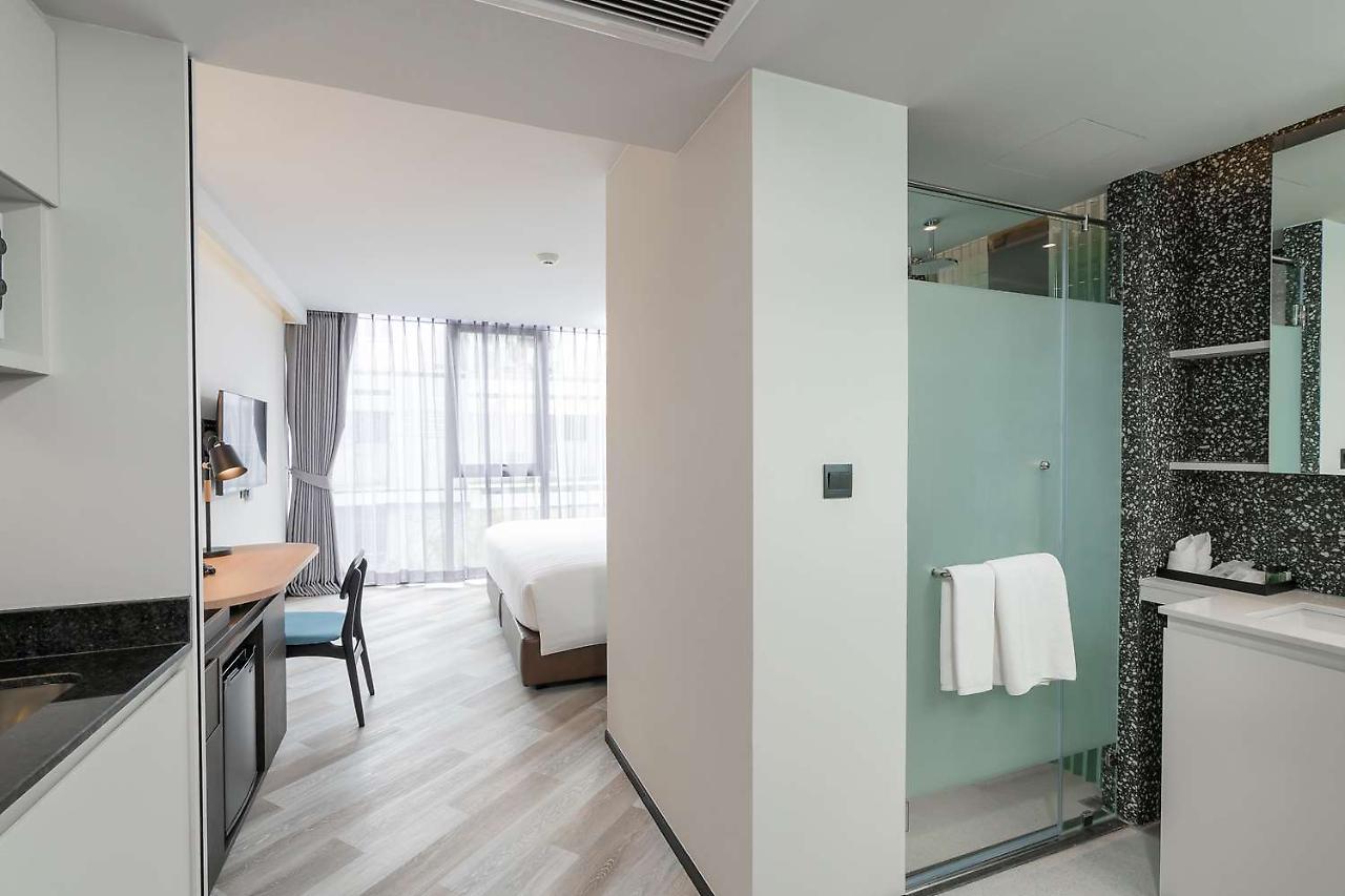 Seekers Finders Rama IV Hotel Surestay Collection By BW Bangkok Zewnętrze zdjęcie