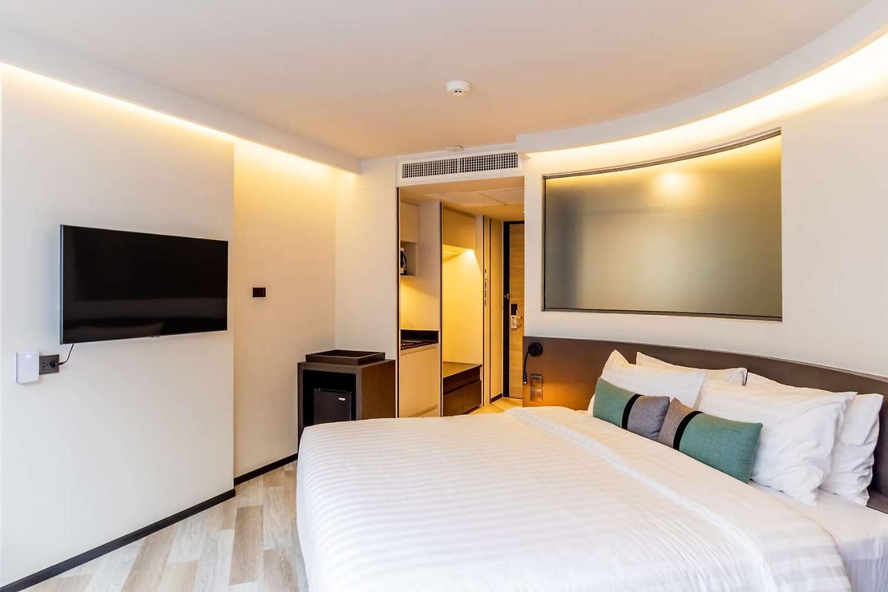 Seekers Finders Rama IV Hotel Surestay Collection By BW Bangkok Zewnętrze zdjęcie